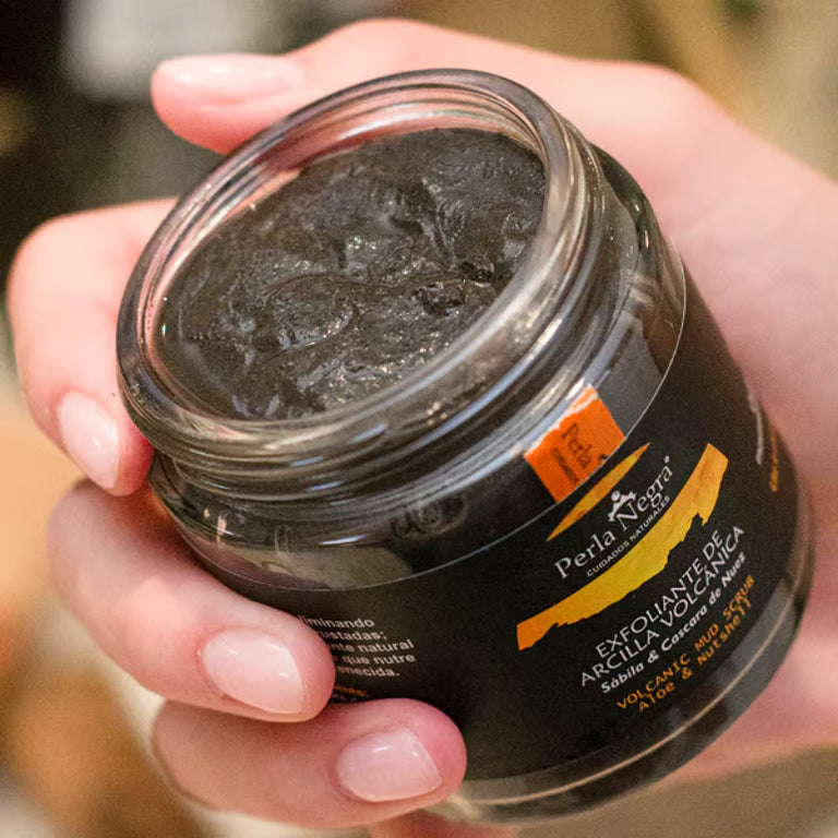 Mascarilla de Arcilla Volcánica con Sábila y Cáscara de Nuez